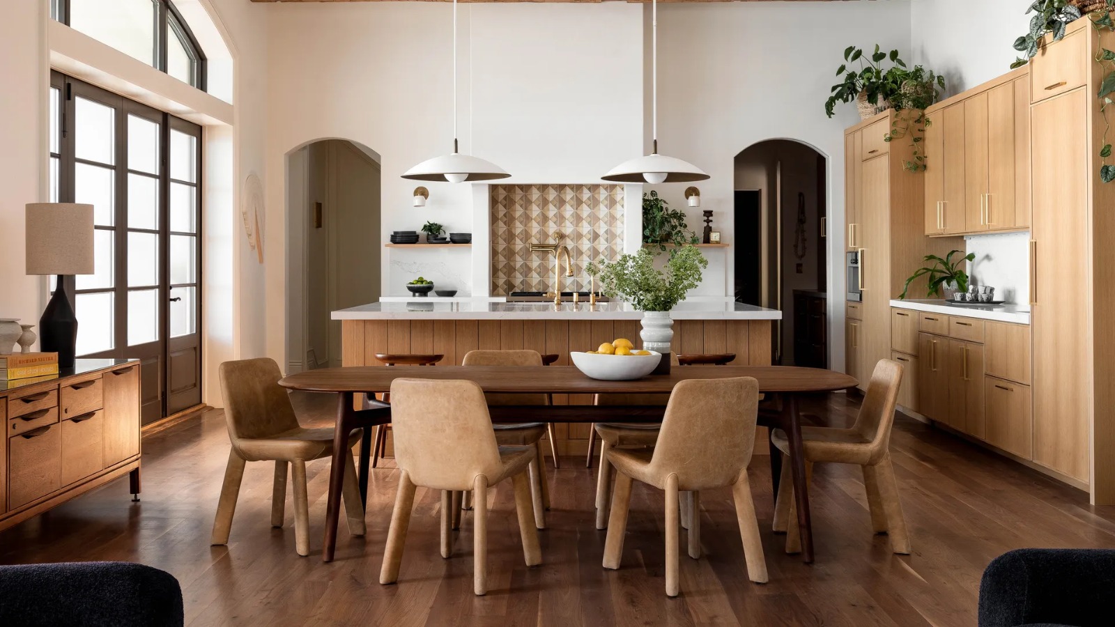 Elegant Dining